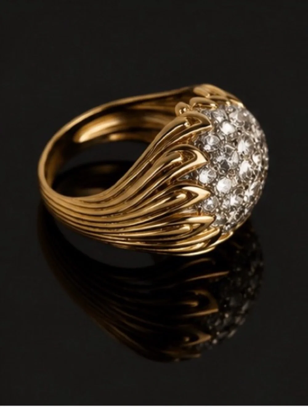 Vintage Golden Pavo Dome Ring with Clear Crystals